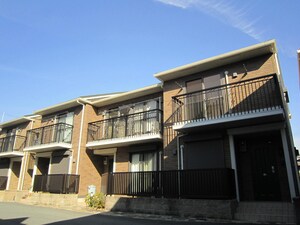 メゾンリベルタＢ棟外観写真