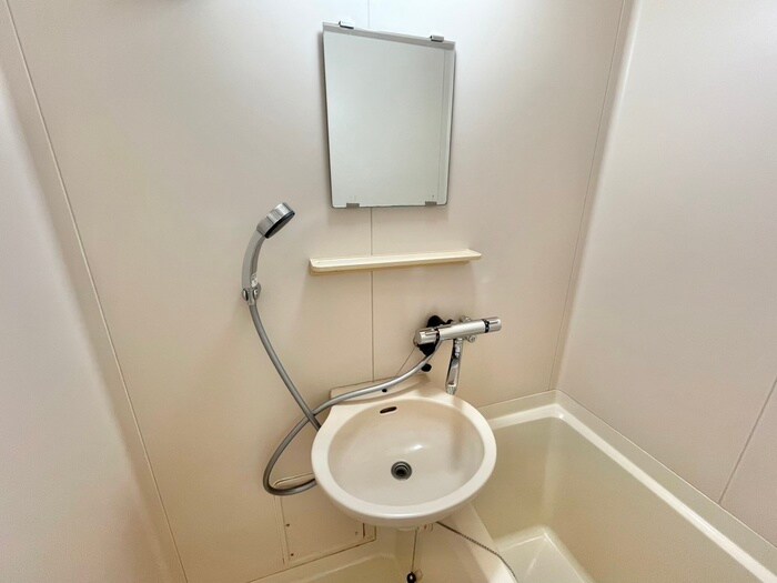 物件内観写真11　(洗面)