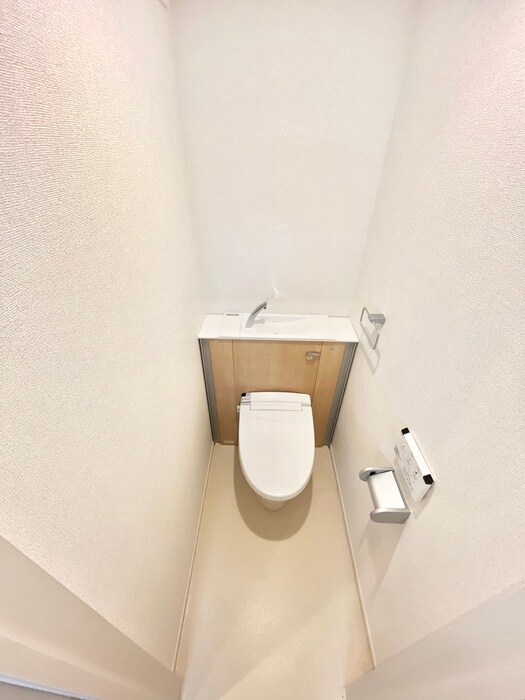 物件内観写真9　(トイレ)