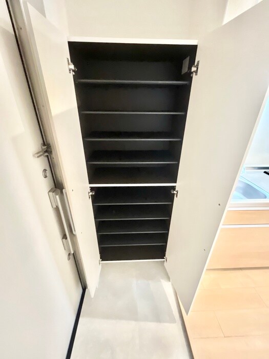物件内観写真19　(靴箱)