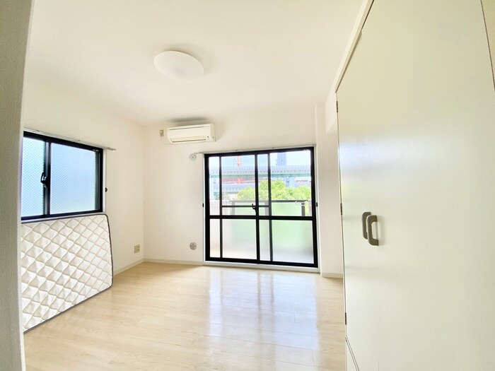 物件内観写真15　(居室)