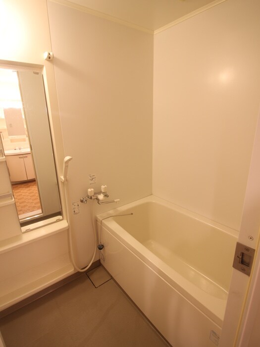 物件内観写真6　(バス／シャワールーム等)