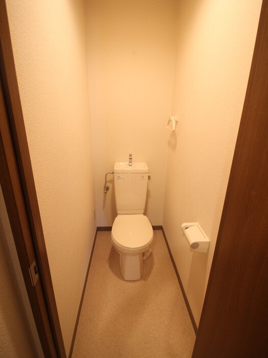 物件内観写真9　(トイレ)