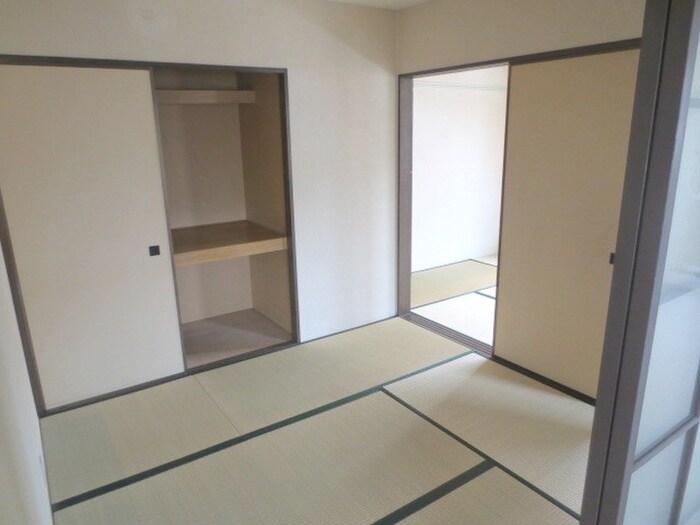 物件内観写真12　(居室)