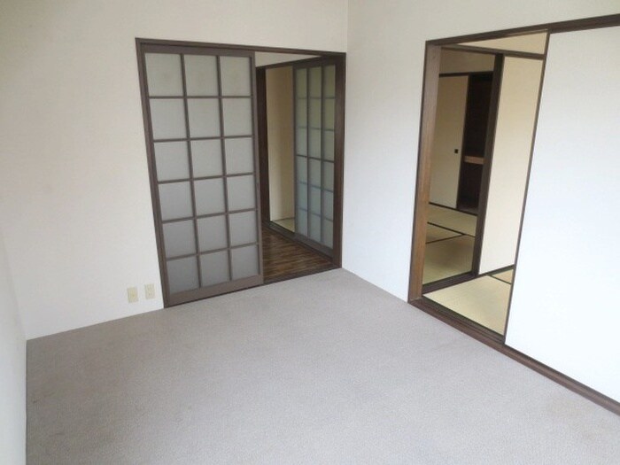 物件内観写真15　(居室)