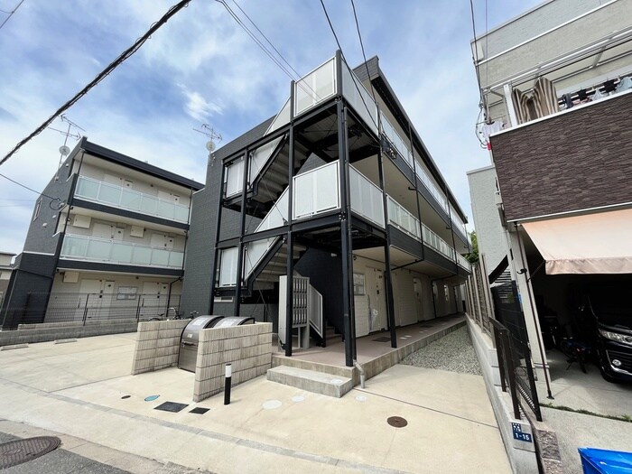 物件外観写真1　(外観写真)