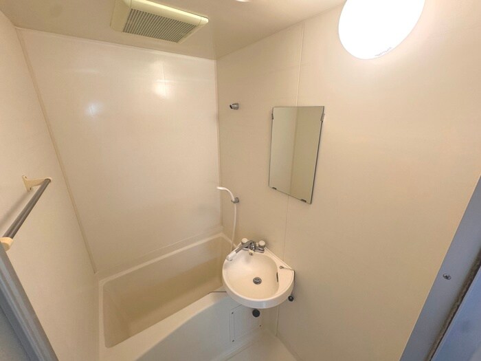 物件内観写真4　(バス／シャワールーム等)