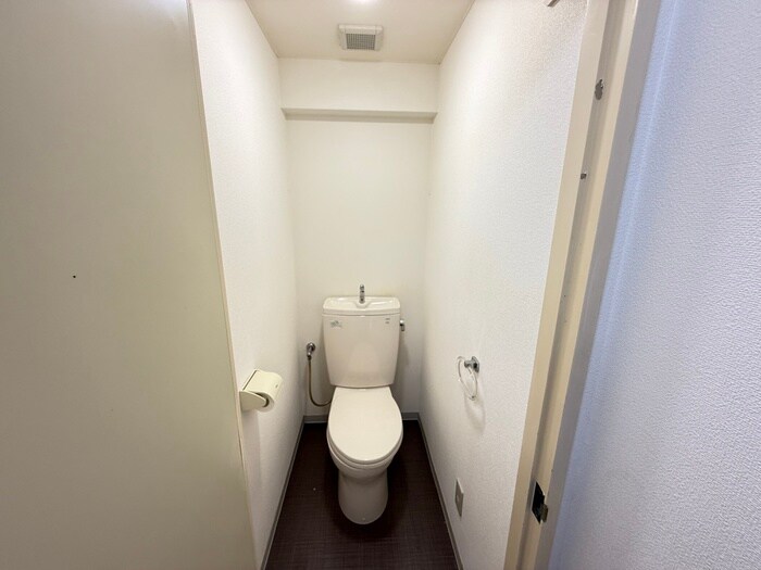 物件内観写真10　(トイレ)