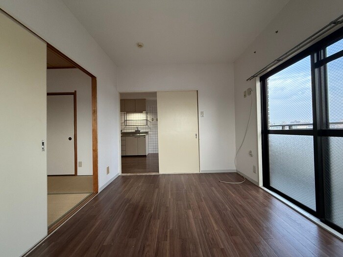 物件内観写真16　(居室)