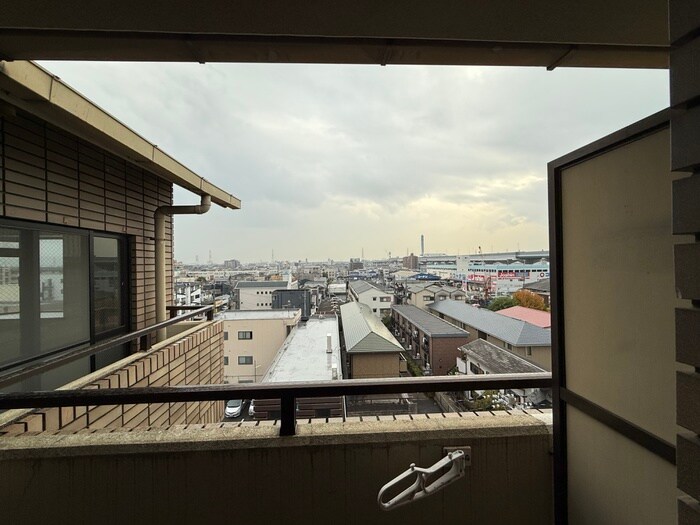 物件内観写真21　(室内からの展望)