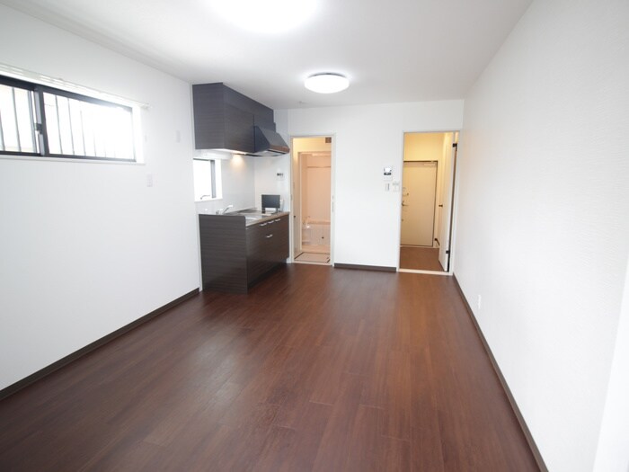 物件内観写真8　(内観写真)