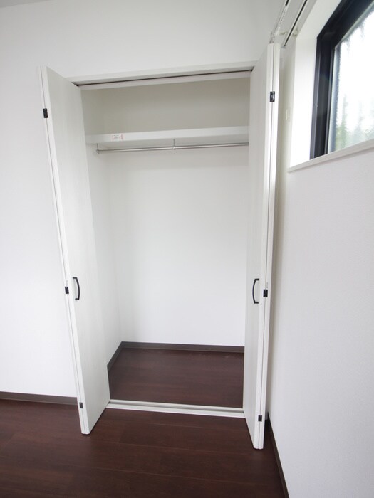 物件内観写真11　(収納)