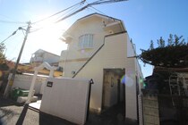 カ－サ四条畷の外観写真