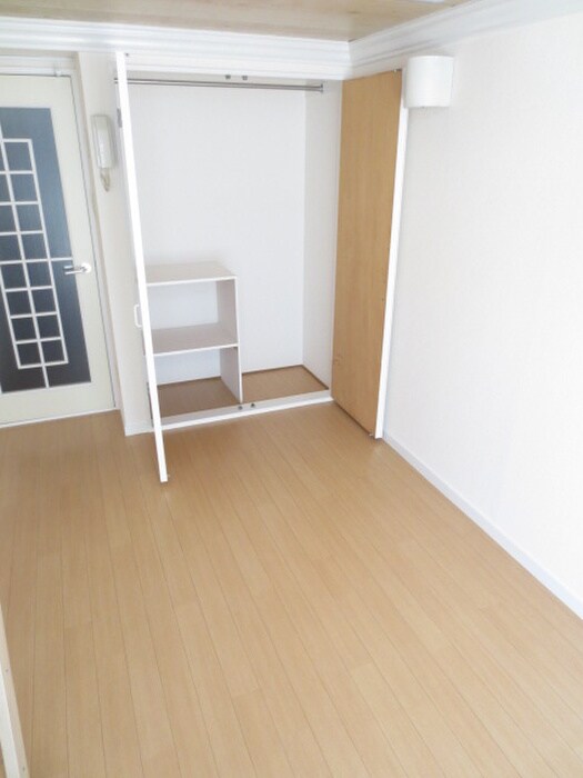 物件内観写真12　(収納)