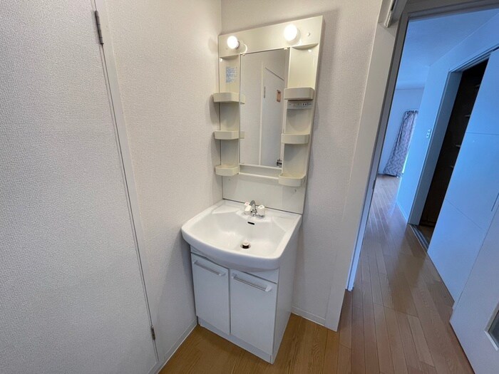 物件内観写真12　(洗面)