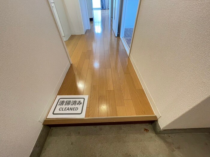 物件内観写真18　(廊下)