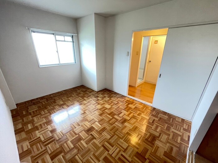 物件内観写真19　(居室)