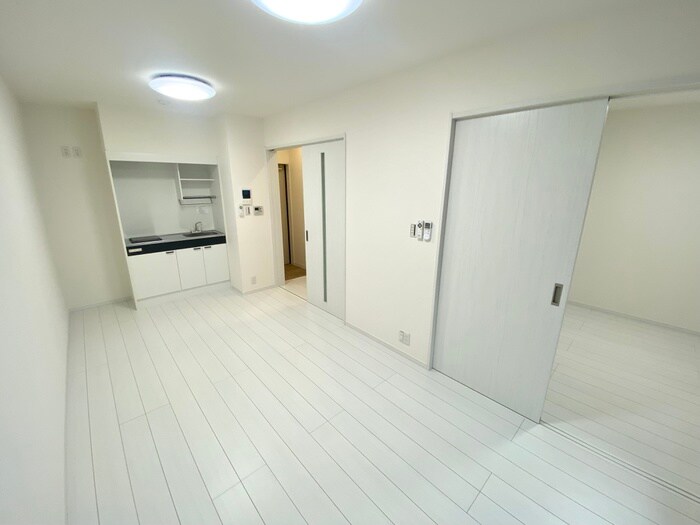 物件内観写真8　(居室)