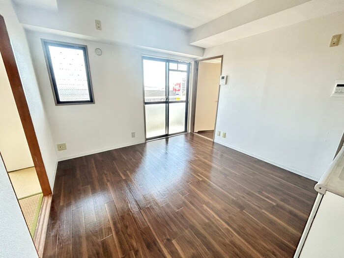 物件内観写真9　(居室)