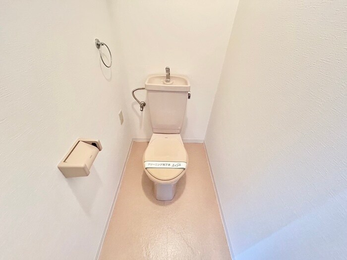 物件内観写真12　(トイレ)