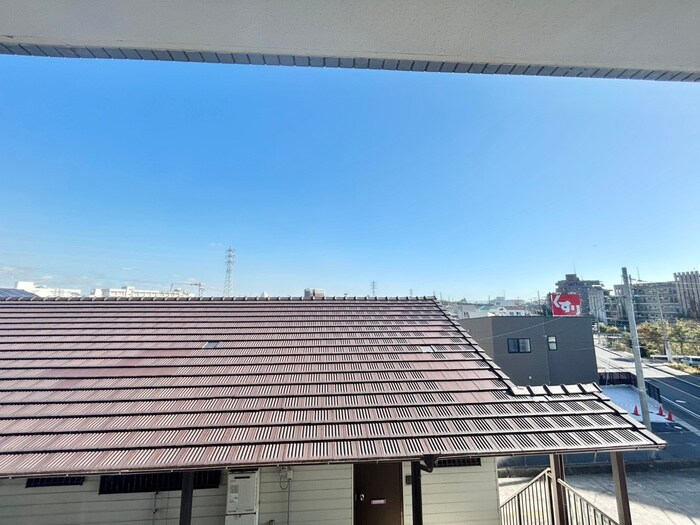 物件内観写真22　(室内からの展望)