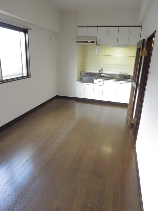 物件内観写真5　(居室)