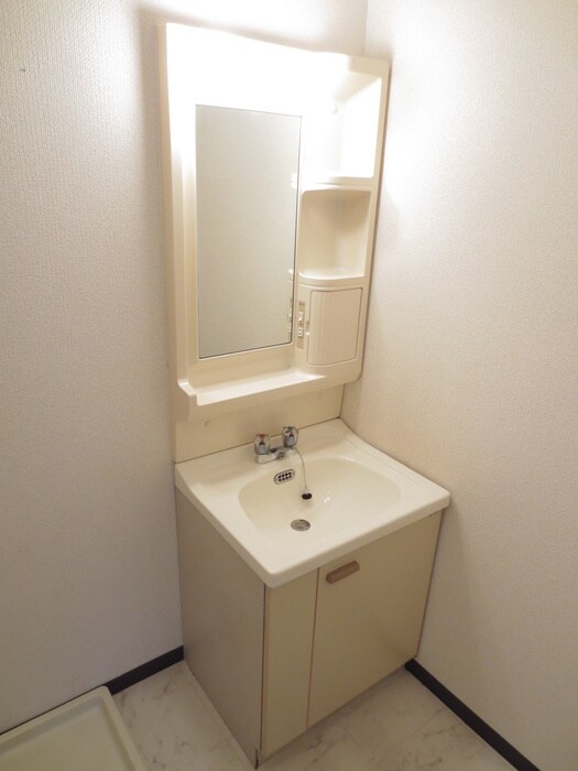 物件内観写真9　(洗面)