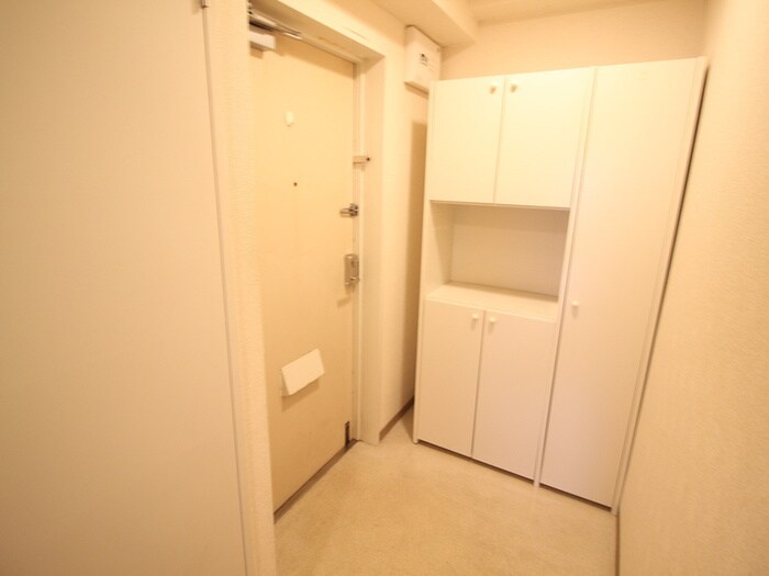 物件内観写真17　(玄関)