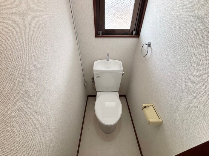 物件内観写真17　(トイレ)