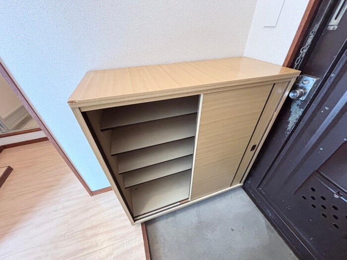 物件内観写真17　(靴箱)