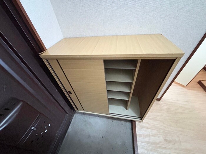 物件内観写真18　(靴箱)