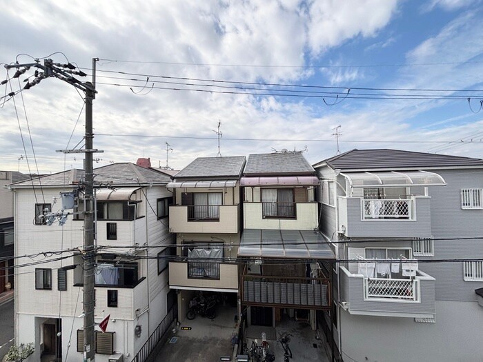 物件内観写真22　(室内からの展望)