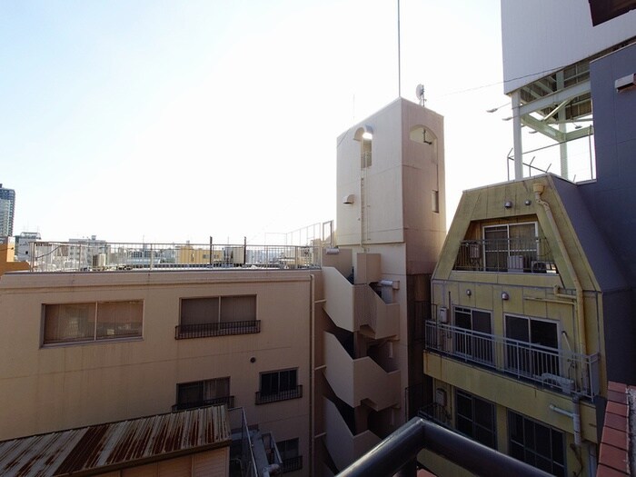 物件内観写真18　(室内からの展望)