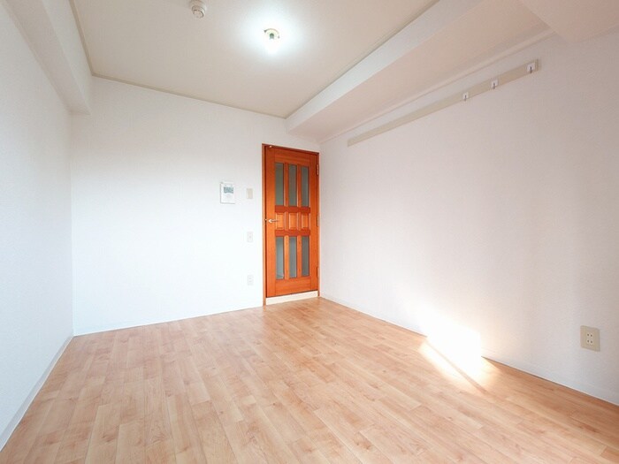 物件内観写真21　(居室)