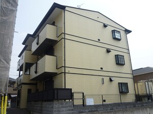 パインオークＣ棟外観写真