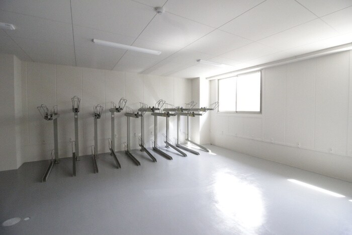 物件外観写真3　(駐輪場)