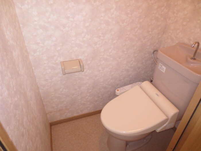 物件内観写真14　(トイレ)