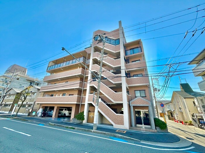 プレア南武の物件外観写真