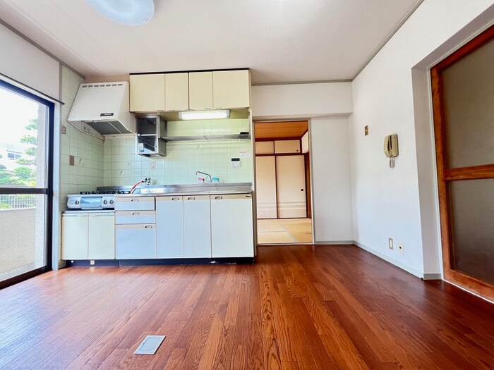 物件内観写真10　(居室)