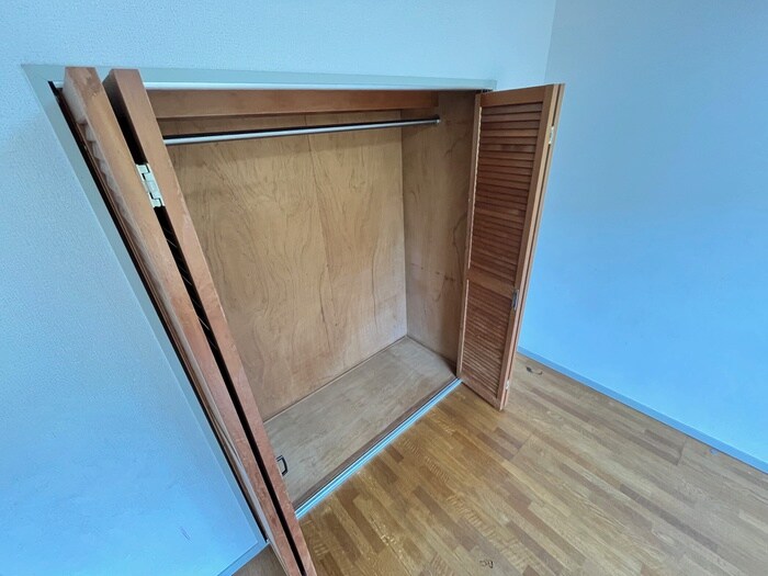 物件内観写真15　(収納)