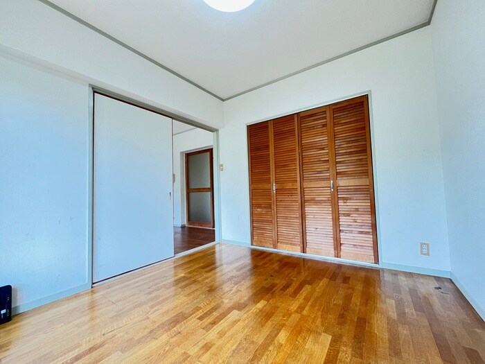 物件内観写真19　(居室)