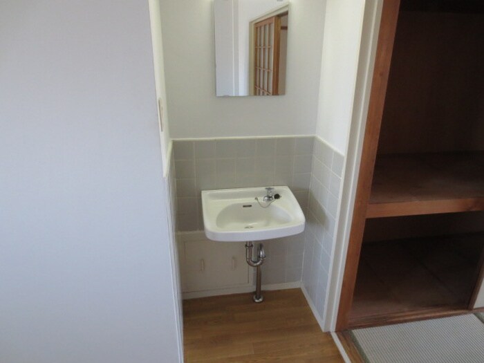 物件内観写真15　(洗面)