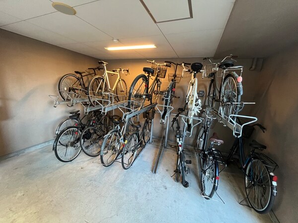 駐輪場