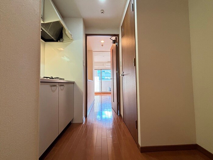 物件内観写真19　(廊下)