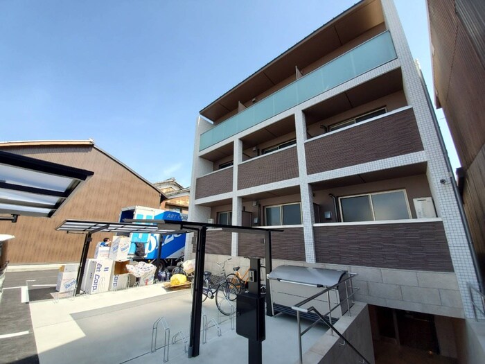 物件外観写真1　(外観写真)