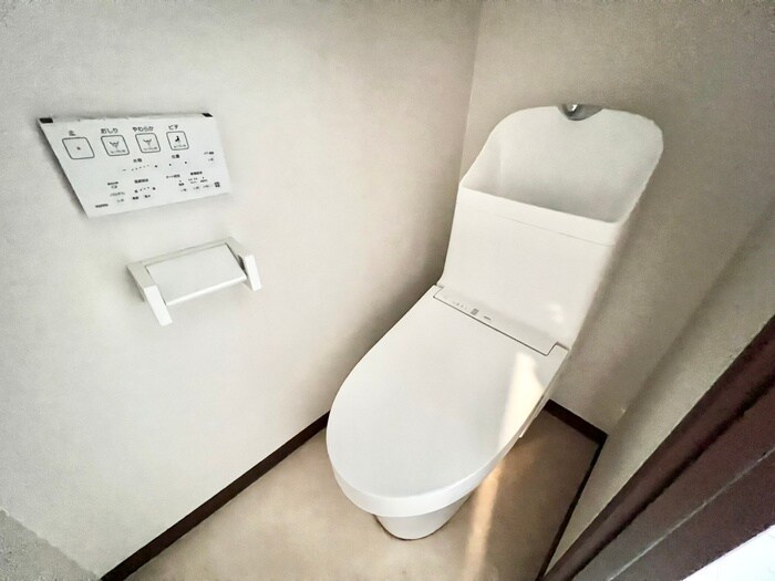 物件内観写真18　(トイレ)