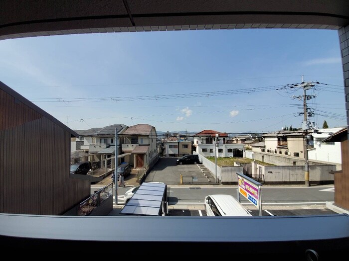 物件内観写真22　(室内からの展望)