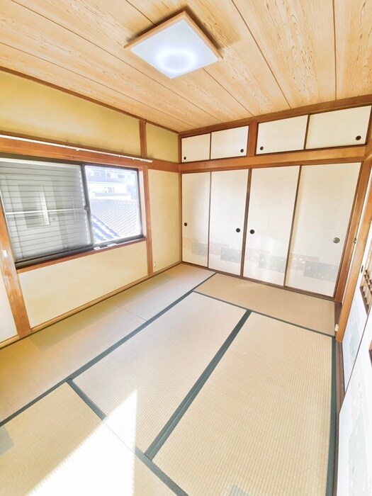 物件内観写真8　(居室)