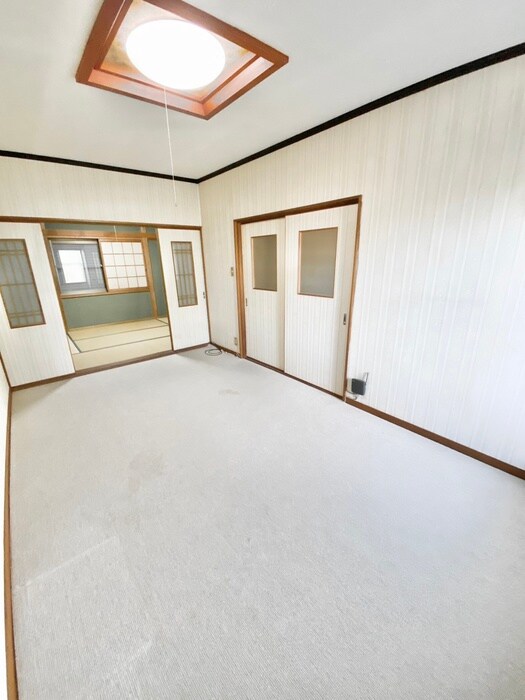 物件内観写真9　(居室)