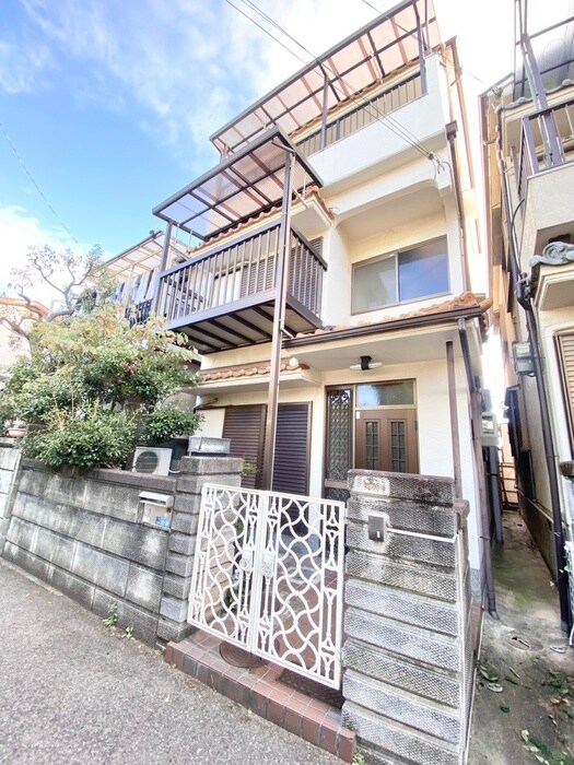 物件外観写真3　(外観写真)